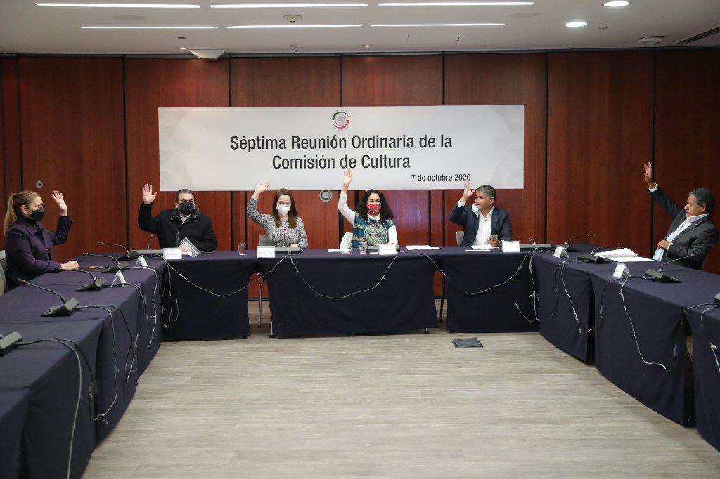 Abroga Comisión de Cultura la Ley General de Bibliotecas de 1988