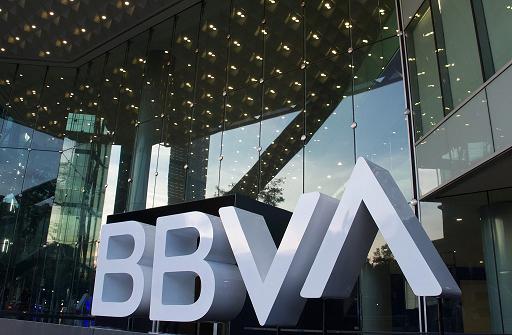 El crédito privado se reduce por la crisis de la pandemia: BBVA