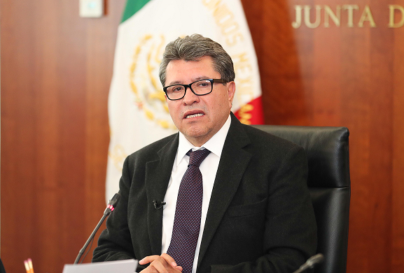 La iniciativa de Monreal coloca a Banxico en riesgo