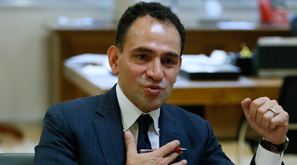 Hacienda sugiere que el envío de remesas se debe de bancarizar