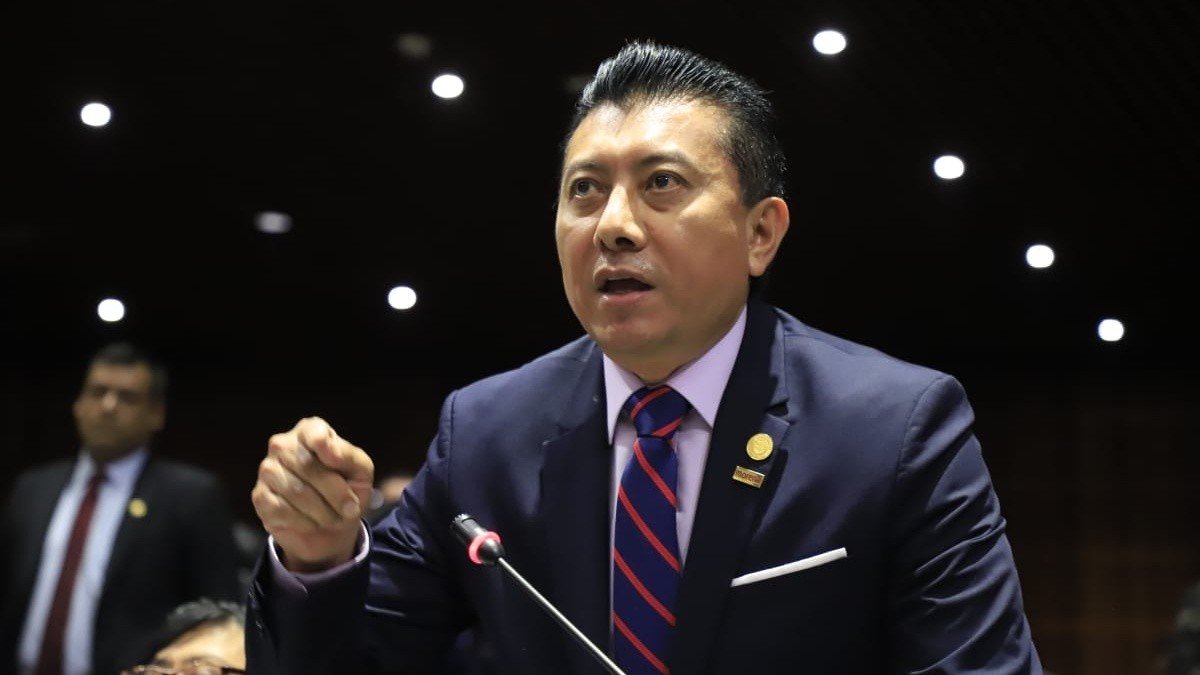 Líderes Políticos/Consulta popular