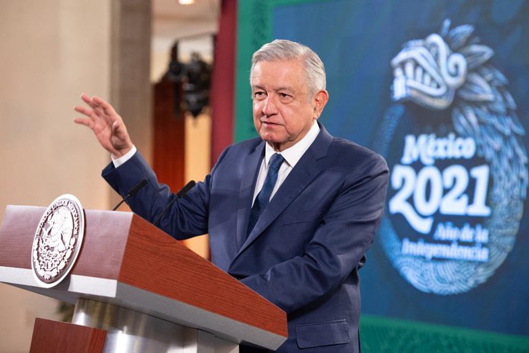 AMLO insistió en desaparecer el INAI y Cofece: son “tapaderas”, “organismos alcahuetes” y “caros”
