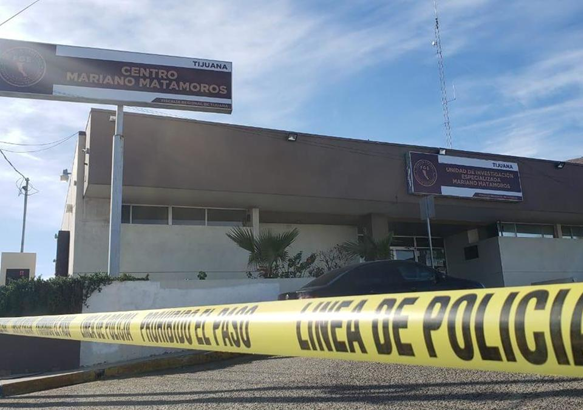 Dejan maleta con un decapitado frente a la Fiscalía General del Estado de BC