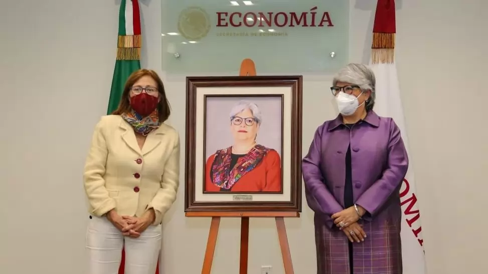 Tatiana Clouthier toma posesión como la nueva titular de la SE