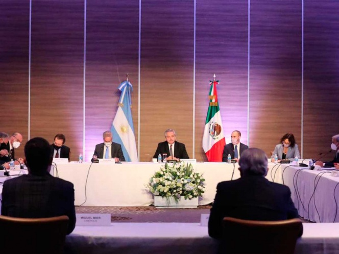 Se reúne el presidente de Argentina con empresarios mexicanos