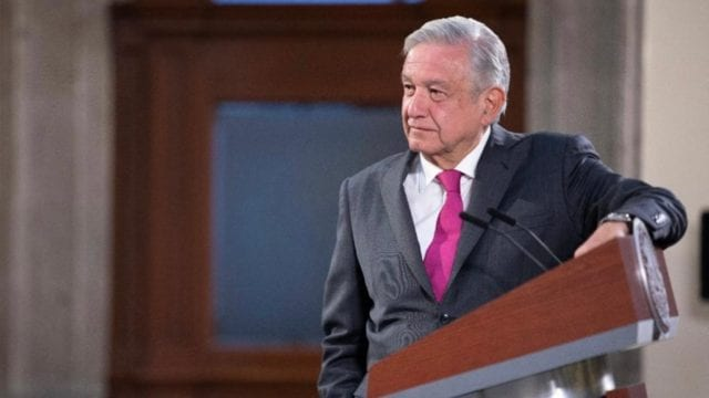 Reducción de carga fiscal a Pemex será de 100 mil mdp: AMLO