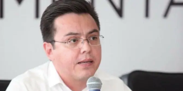 Grupo armado plagia al Secretario del PRI en Sinaloa