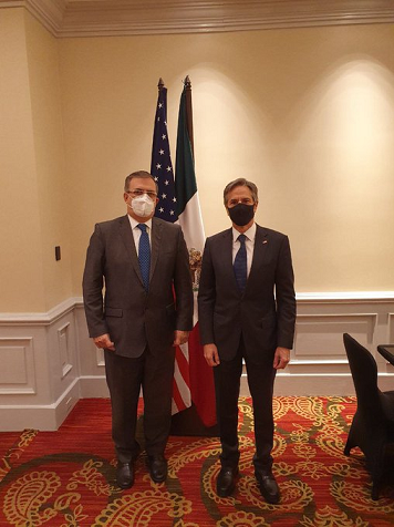 Ebrard se reúne con Blinker