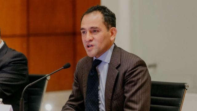 Herrera para Banxico da confianza a empresarios