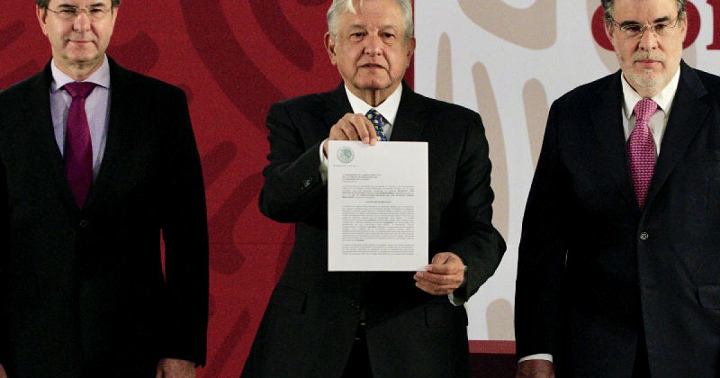 Aprueba SJCN Ley Educativa de AMLO