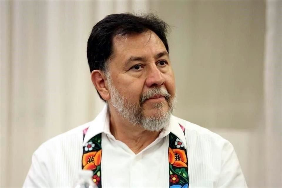 Sale positivo por Covid-19 Fernández Noroña