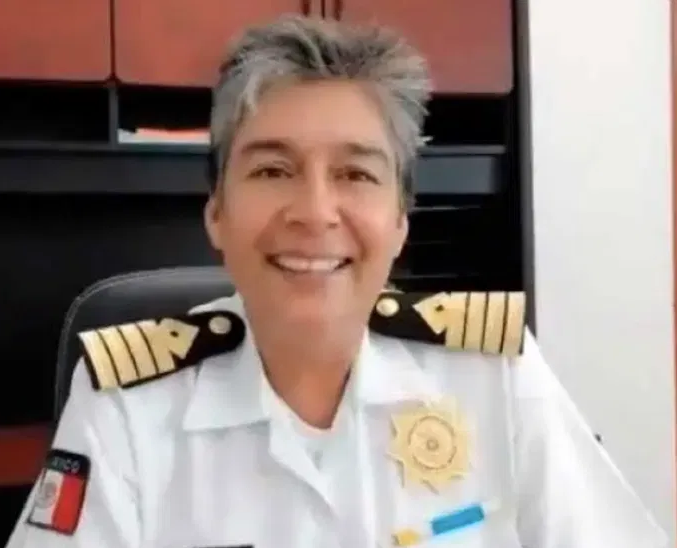 Laura Bautista, una almirante firme al frente de los puertos y Marina Mercante