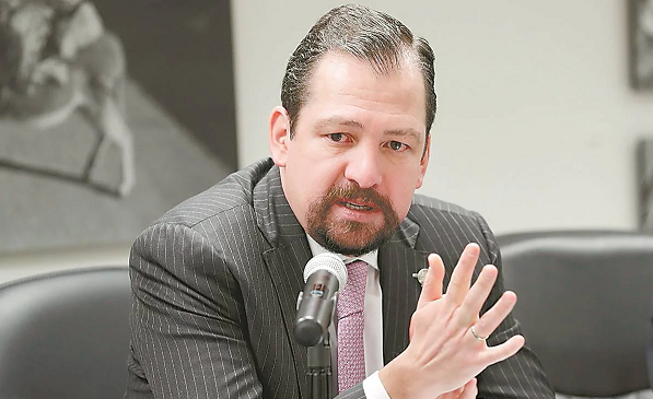 José Luis Vargas acusa “votos en manada# para enjuiciarlo