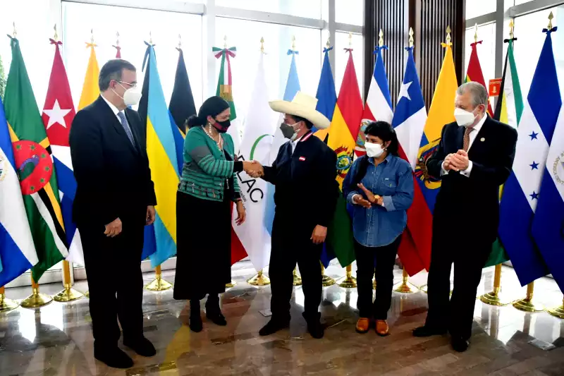 La cooperación de todos los países, tema central de la CELAC: Ebrard
