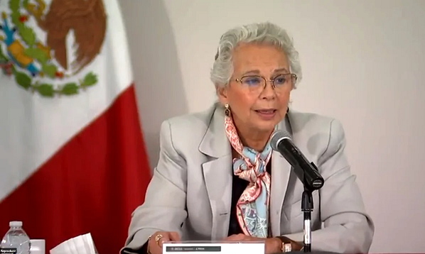 SAT cancela registros de fedatarios públicos, incluyendo Sánchez Cordero