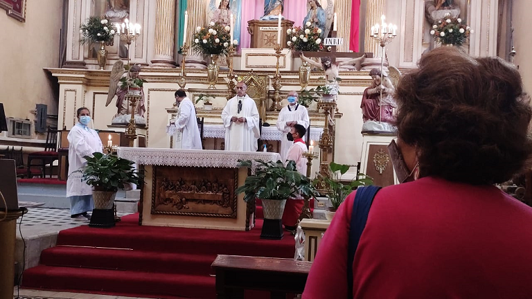 Comerciantes no asalariados celebran misa a San Pafnucio y a la Virgen de la Merced