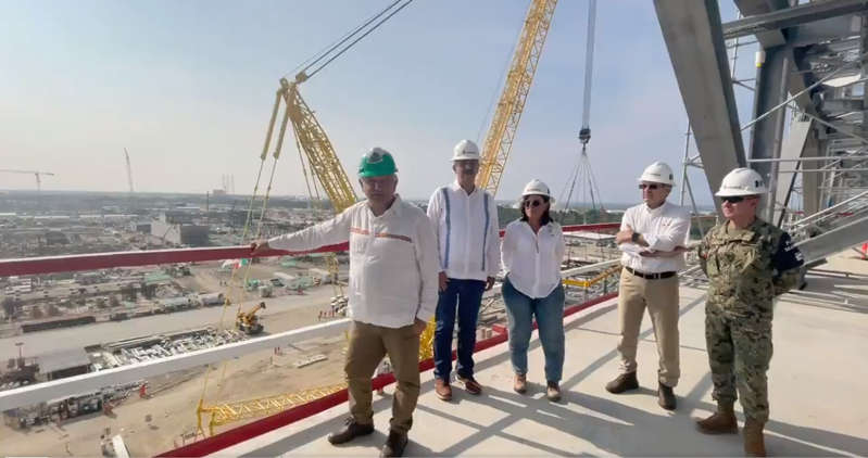 AMLO anuncia que en Dos Bocas trabajarán 30 mil empleados