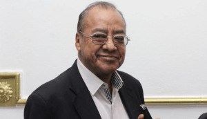 La Barriada/Martín Aguilar/Todo cae por su propio peso