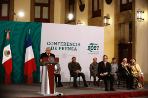 Es muy lamentable que el INE posponga la consulta de Revocación de Mandato: AMLO