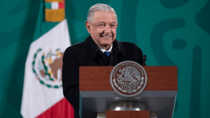 Hacienda podrá entregar recursos al INE para realizar la Revocación de Mandato: AMLO