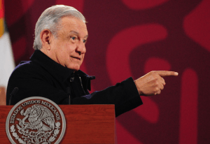 AMLO dará a conocer un plan de austeridad para el INE para la Revocación de Mandato