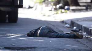 Ejecutan a sujeto y tiran su cuerpo en Coyotepec