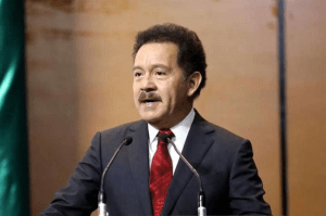 Defiende Mier Reforma Eléctrica ante embajadores y cónsules