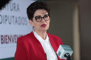 Núñez Monreal recomienda que el regreso a clases sea con precaución por alza en contagios