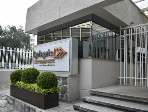 Cofepris y DGE rechazan uso de pruebas sanguíneas para detectar Covid