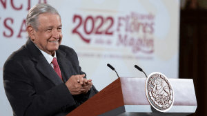 Los neoliberales hicieron del CIDE una segunda versión del ITAM: AMLO
