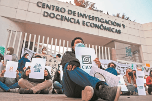 Anuncian clases presenciales en el CIDE