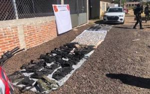 Enfrentamiento entre Militares y miembros del CJNG deja 2 sicarios abatidos y 18 detenidos