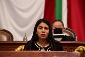 Llama Frida Guillén al gobierno local a rescatar a las personas que viven en situación de vulnerabilidad en la  colonia Atlampa