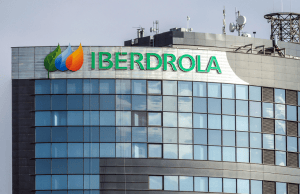 CRE podría multar a Iberdrola por promover venta ilegal de energía