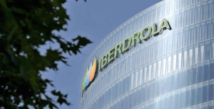 CRE no renovó contrato a Iberdrola, CFE dará servicio a 400 empresas de NL