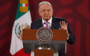 Reforma Electoral eliminará gastos excesivos del INE: AMLO