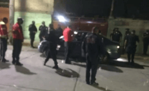 Ejecutan a cuatro sujetos dentro de un vehículo en Tlapacoya