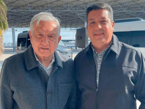 Se reúnen AMLO y Cabeza de Vaca en la Aduana de Nuevo Laredo