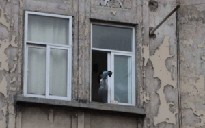 Fallece niño al caer de un edificio en el tercer piso sobre Insurgentes