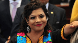 La Barriada/Martín Aguilar/Están cortados por la misma tijera