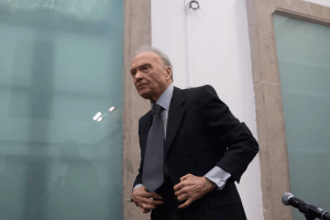 Pese audios filtrados, Gertz Manero se puede mantener en el cargo. AMLO