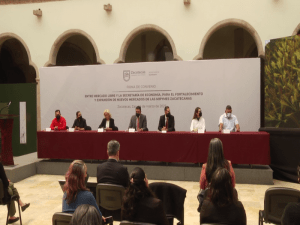 SE y Mercado Libre lanzan plataforma para artesanos mexicanos