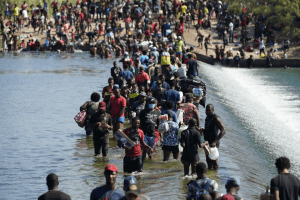 SCJN declara inconstitucional operativos aleatorios contra migrantes