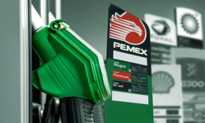 Pemex aumenta sus ingresos por la subida del crudo