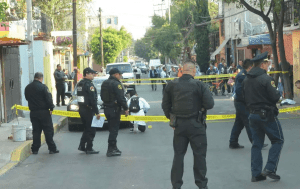 Presuntos delincuentes roban cables en ciudadela y amenazan a personal de alumbrado público