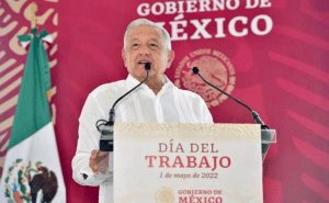 AMLO presume que en las próximas elecciones ganarán por paliza