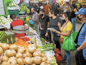 Amas de casa aprueban Plan antiinflacionario de AMLO