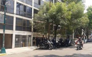 Tres muertos, entre ellos una mujer, tras balacera en despacho jurídico en la Colonia Roma