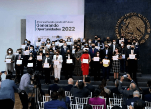 Hay 2.3 millones de egresados para aprendices de jóvenes construyendo el futuro