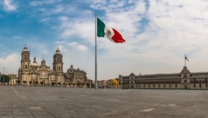 FItch prevé que México no baje su calificación para este año